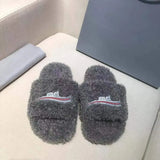 Designer new Paris Slippers fluffy sandal Designer womans teddy bear Slipper black Flat heel Casual Shoe luxurys tazz fuzzy Sliders Winter house sandale fur slides