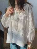 White three-dimensional flower shirt women's 2025 new high-end sense light luxury age reduction Popular style unique super good-looking top spring