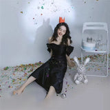 2025 New studio theme clothing  shoulder girl dress photography travel photography Mori series photo black dress