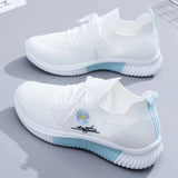 Cross-Border New Arrival Spring and Summer Women's Fly-Knit Sneakers Fashionable All-Match Running Shoes Mesh Breathable Casual Female Students