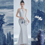 2025 Photo studio photo theme clothing Chinese meticulous painting style retro photo photography dress satin fishtail neck wedding dress