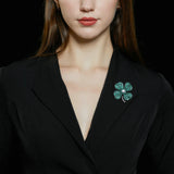 2025 New high-end multi-purpose cardigan fixed clothes pin silk scarf buckle women's blazer green clover brooch