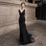 HOTan and NEWn Banquet Evening Dress  New V-neck Black Dress Light Luxury Socialite Temperament Slim Fit Fishtail Gown