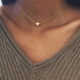 Simple Exquisite Heart-Shaped Pendant Necklace Alloy Heart Simple Clavicle Chain Necklace Jewelry Gift