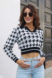 Greatnfb V Neck Houndstooth Knitted Crop Top